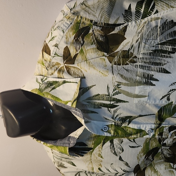 Tommy Bahama men's tropical palm tree  size XL men's resortwear shirt 99% cotton - Picture 3 of 12